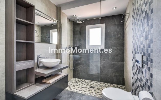 Wiederverkauf - Wohnung - Marbella - Puerto Banús