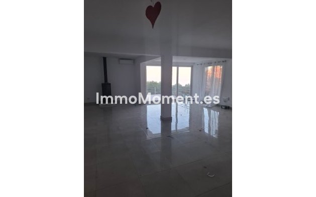 Revente - Villa - Benalmadena - Benalmadena Centro