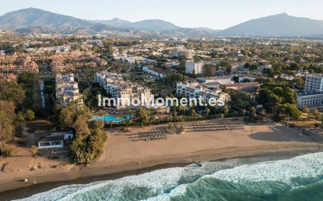 Resale - Land - Estepona - Atalaya