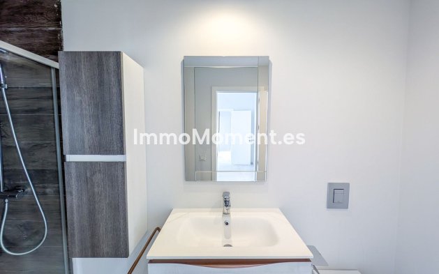 Wiederverkauf - Villa - Marbella - Nueva Andalucía