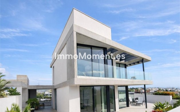 Wiederverkauf - Villa - Marbella - Nueva Andalucía