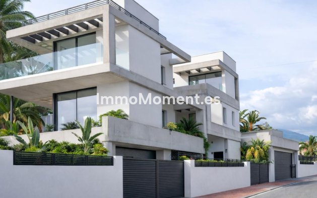 Wiederverkauf - Villa - Marbella - Nueva Andalucía