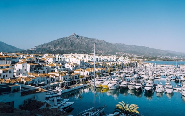 Wiederverkauf - Villa - Marbella - Nueva Andalucía