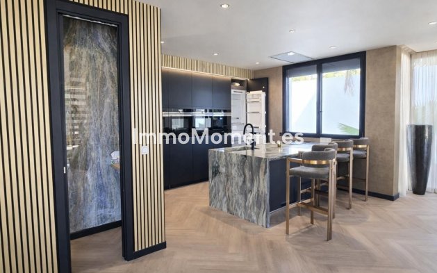 Wiederverkauf - Villa - Estepona  - New Golden Mile