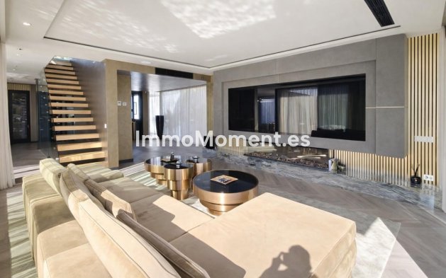 Wiederverkauf - Villa - Estepona  - New Golden Mile