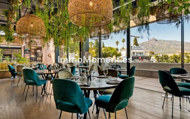 Wiederverkauf - Villa - Estepona  - New Golden Mile