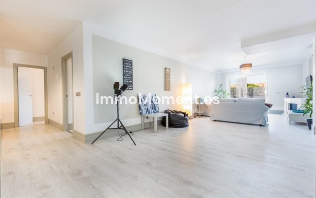 Reventa - Apartamento - Marbella - Nueva Andalucía