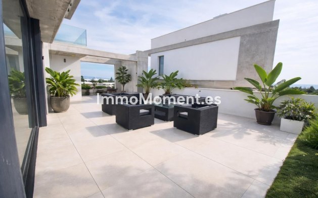 Wiederverkauf - Villa - Marbella - Nueva Andalucía