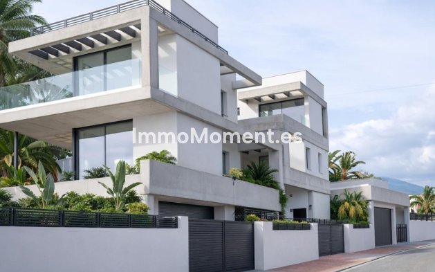 Wiederverkauf - Villa - Marbella - Nueva Andalucía