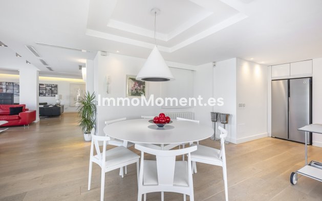 Wiederverkauf - Wohnung - Marbella - Puerto Banús