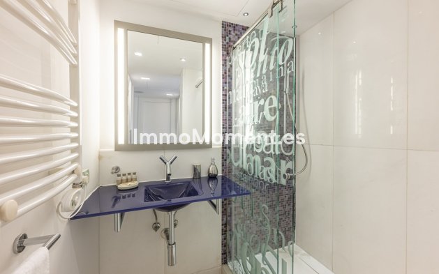 Wiederverkauf - Wohnung - Marbella - Puerto Banús