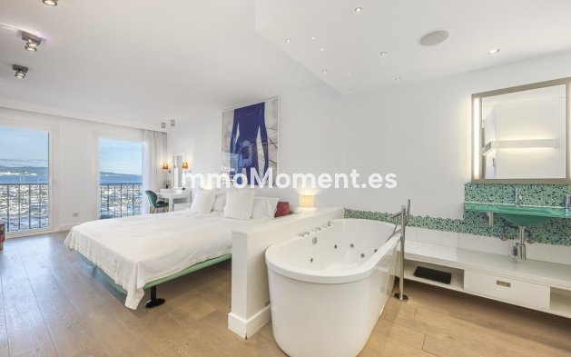 Wiederverkauf - Wohnung - Marbella - Puerto Banús