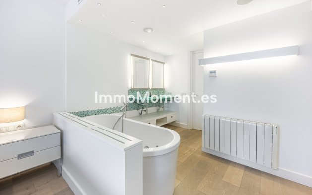 Wiederverkauf - Wohnung - Marbella - Puerto Banús