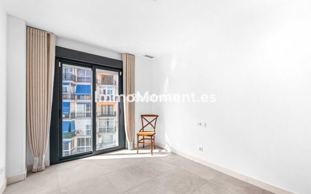 Resale - Apartment - Fuengirola - Fuengirola Centro