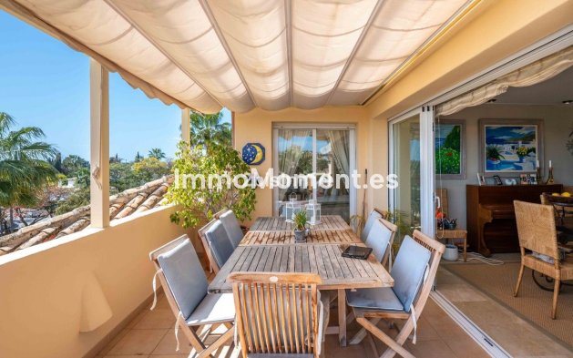 Resale - Apartment - Marbella - Elviria