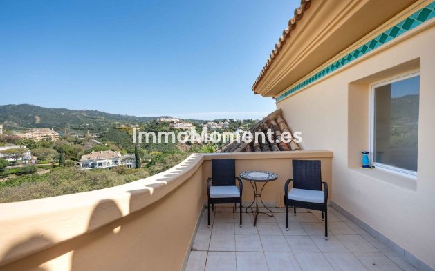Resale - Apartment - Marbella - Elviria