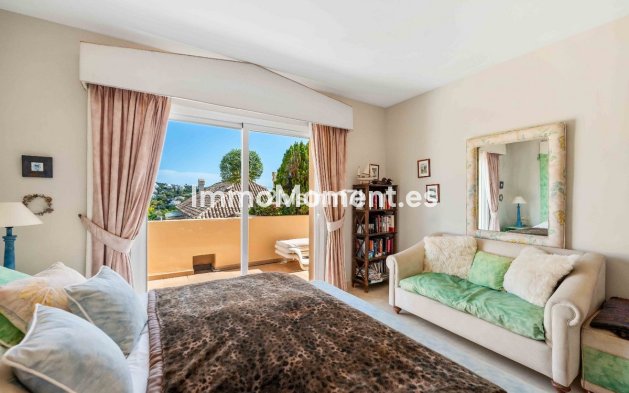 Resale - Apartment - Marbella - Elviria