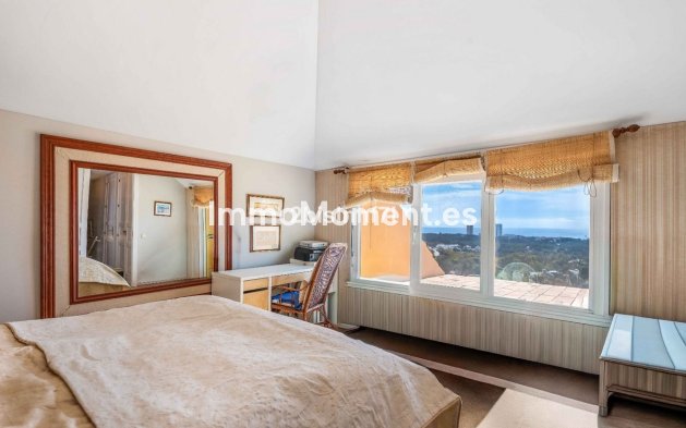 Resale - Apartment - Marbella - Elviria
