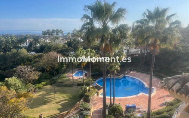 Resale - Apartment - Marbella - Elviria