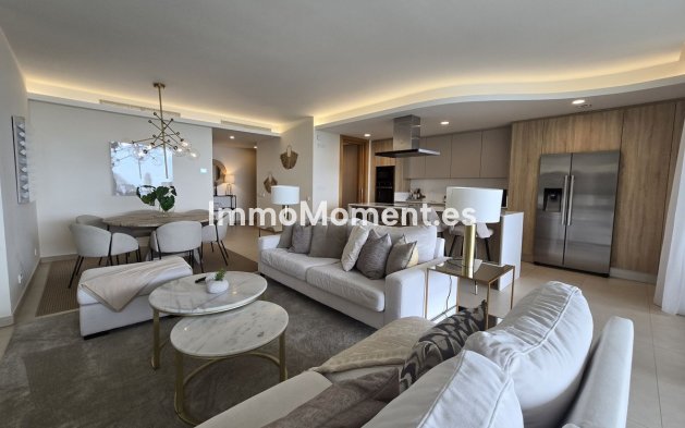 Resale - Apartment - Benahavís - Benahavís Centro