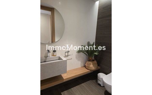 Resale - Apartment - Benahavís - Benahavís Centro