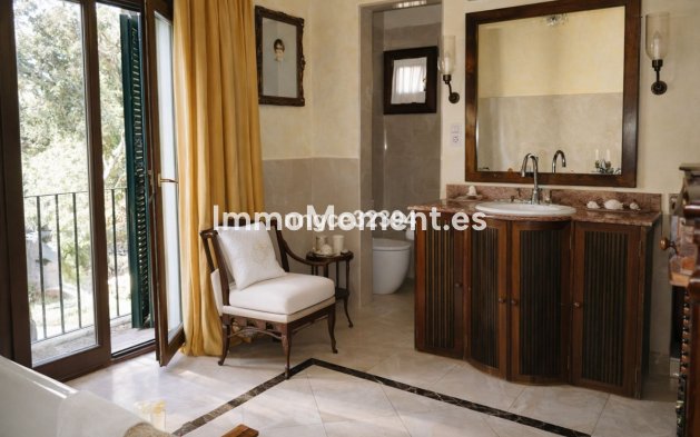 Revente - Villa - Sotogrande - Sotogrande Costa