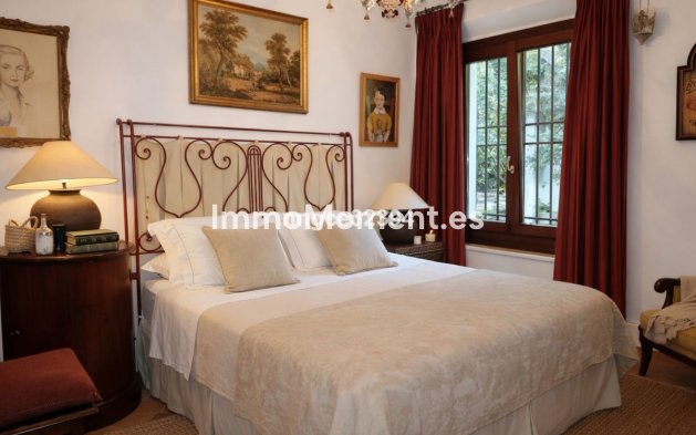 Revente - Villa - Sotogrande - Sotogrande Costa