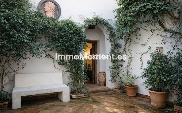 Revente - Villa - Sotogrande - Sotogrande Costa