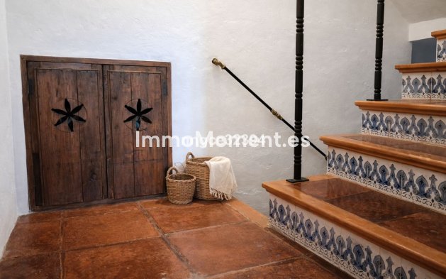 Revente - Villa - Benahavís - Benahavís Centro