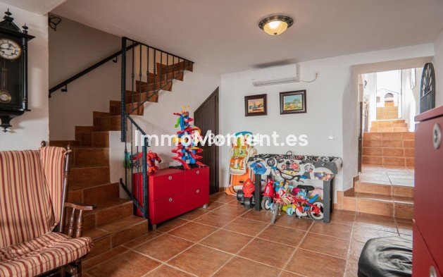 Reventa - Villa - Interior  - Pizarra