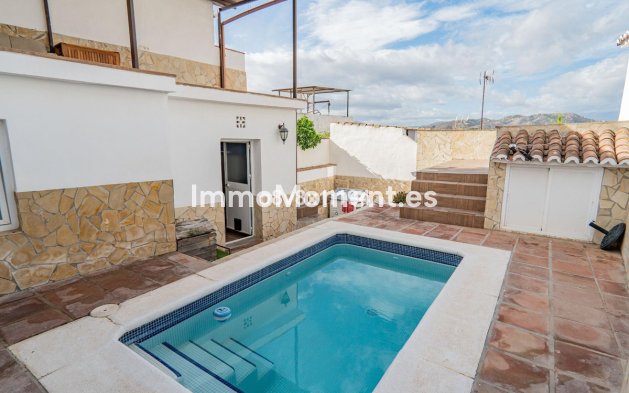 Reventa - Villa - Interior  - Pizarra