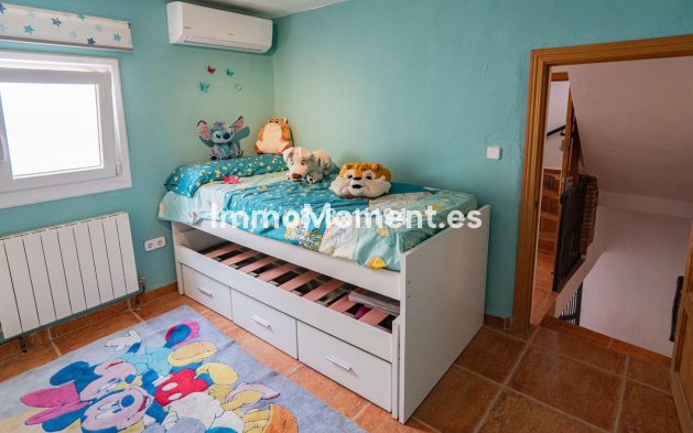 Reventa - Villa - Interior  - Pizarra