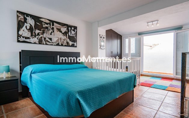 Reventa - Villa - Interior  - Pizarra