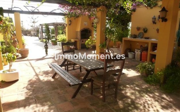 Revente - Villa - Estepona  - Estepona Centro