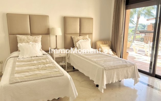 Wiederverkauf - Wohnung - Marbella - Nueva Andalucía