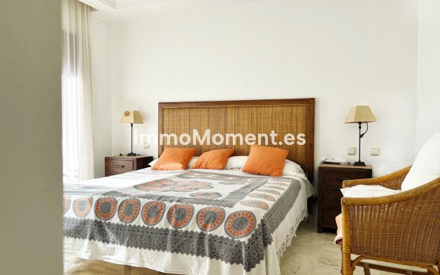 Wiederverkauf - Wohnung - Marbella - Nueva Andalucía