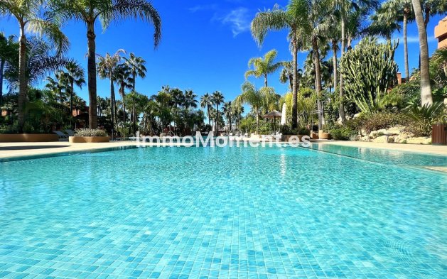 Wiederverkauf - Wohnung - Marbella - Nueva Andalucía