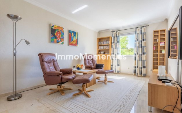 Wiederverkauf - Wohnung - Estepona  - Atalaya