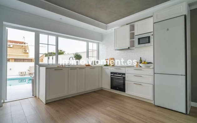 Wiederverkauf - Villa - Torrevieja - La Siesta