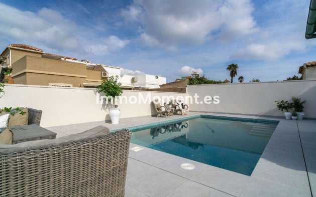 Wiederverkauf - Villa - Torrevieja - La Siesta