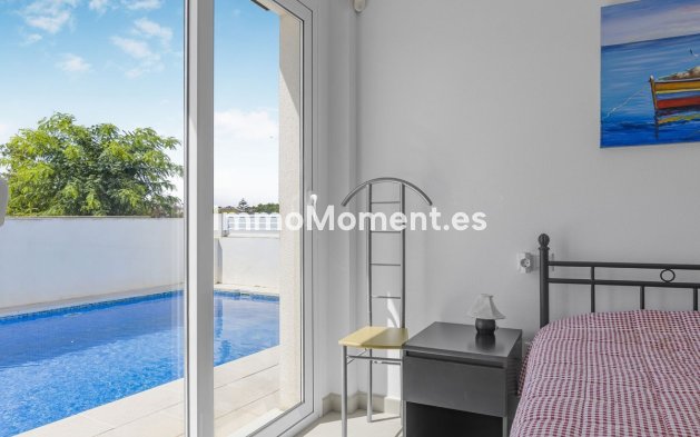 Wiederverkauf - Villa - Orihuela - Mil Palmeras