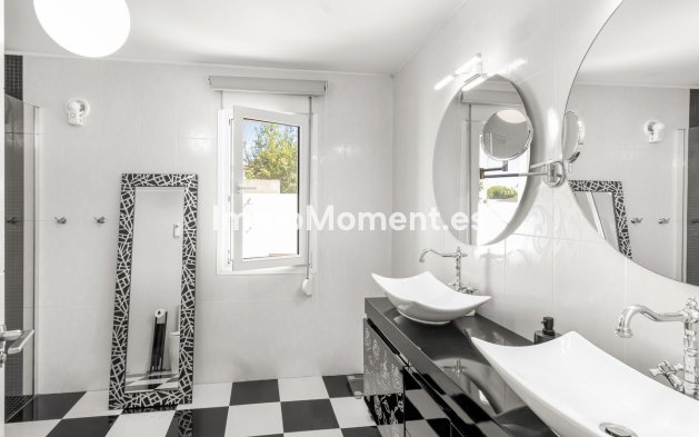 Wiederverkauf - Villa - Orihuela - Orihuela Costa