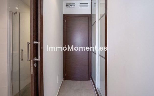 Reventa - Apartamento - Torrevieja - Aguas Nuevas