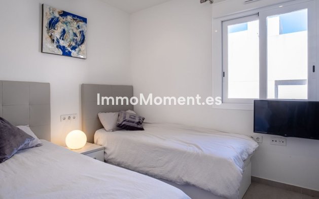 Reventa - Apartamento - Torrevieja - Aguas Nuevas