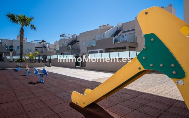 Reventa - Apartamento - Torrevieja - Aguas Nuevas