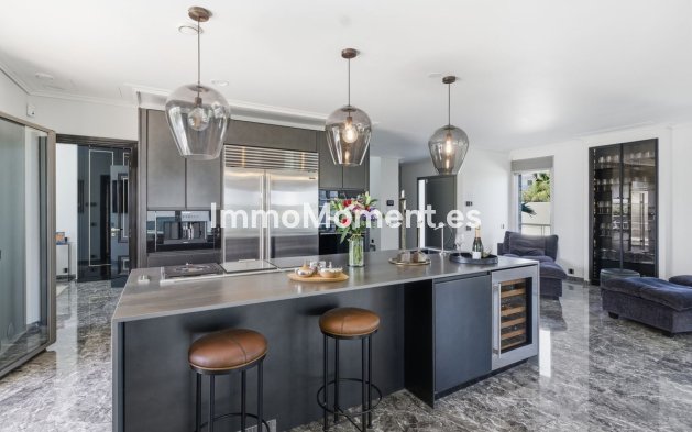 Wiederverkauf - Villa - Orihuela - La Zenia