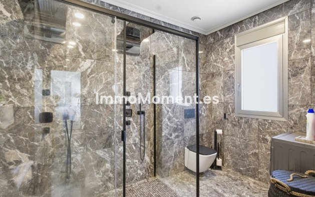 Wiederverkauf - Villa - Orihuela - La Zenia