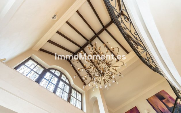 Wiederverkauf - Villa - Marbella - Sierra Blanca