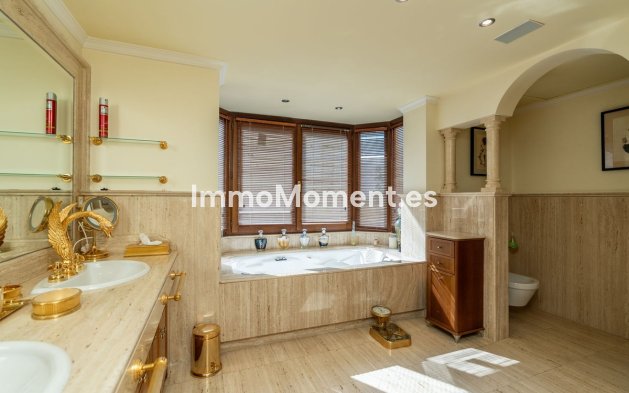 Wiederverkauf - Villa - Marbella - Sierra Blanca