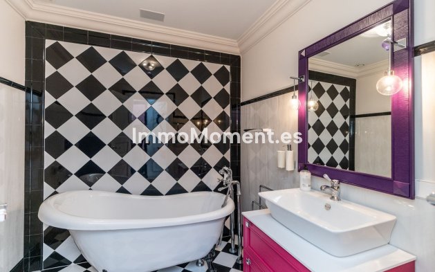 Wiederverkauf - Villa - Marbella - Sierra Blanca